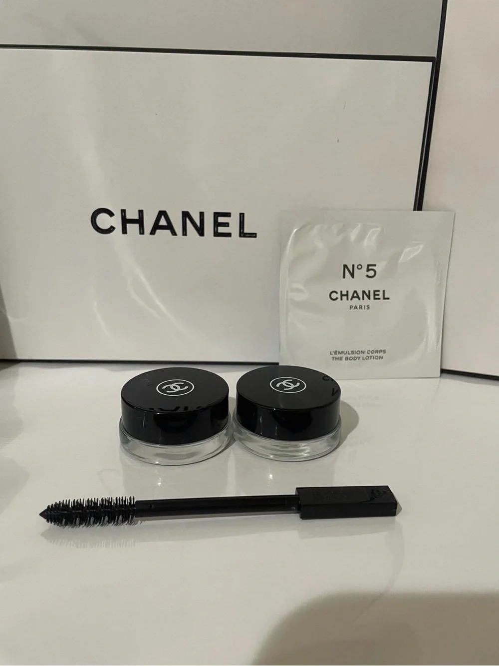 New CHANEL Bundle of 4 pieces